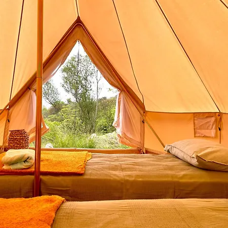 Ananda Glamping Natural Escape ラグジュアリーテント パラッツォーロ・アクレイデ